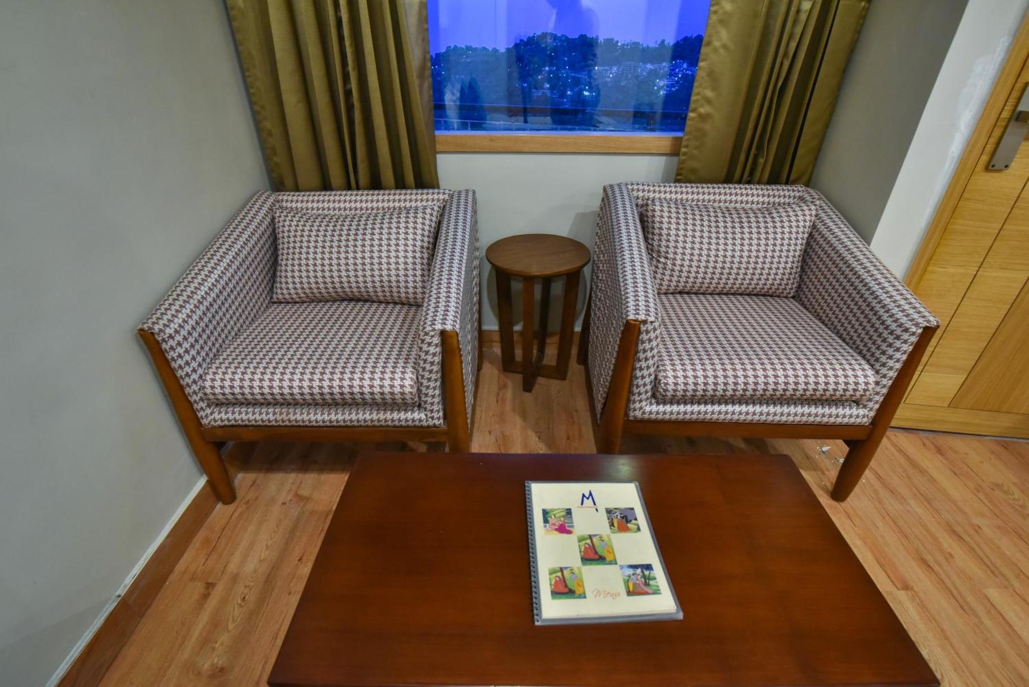 Hotel M And Resort McLeod Ganj Exterior photo